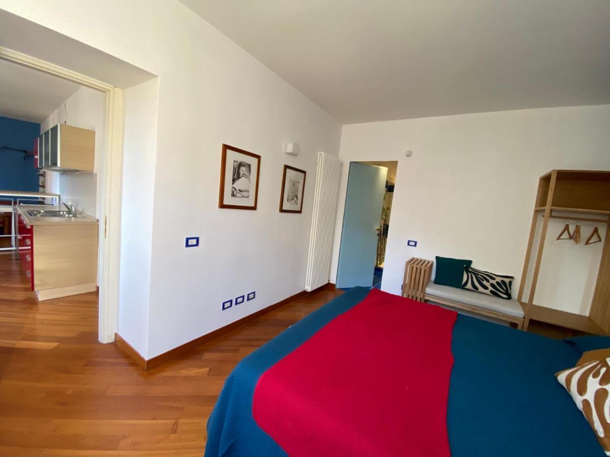 La Porta Azzurra - Casa Vacanze 科莫 外观 照片